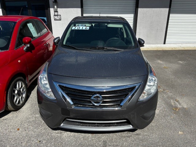 2016 Nissan Versa Sedan SV